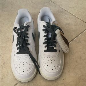 Nike Court Vision Low Shoes